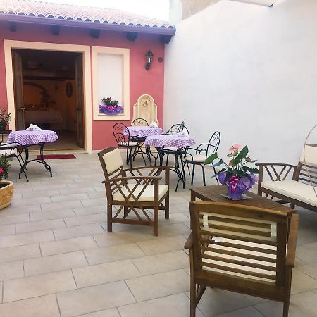 B&B Mariposa 세노리 외부 사진