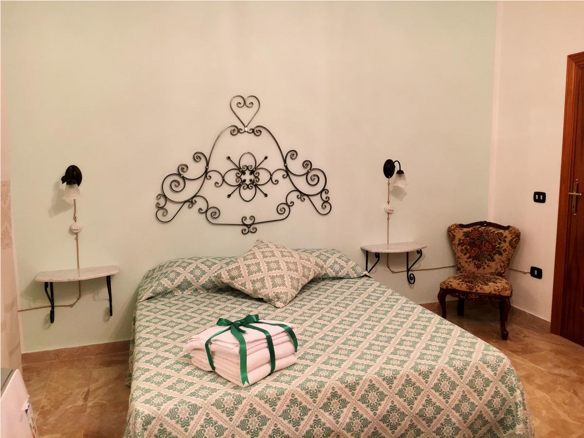 B&B Mariposa 세노리 외부 사진