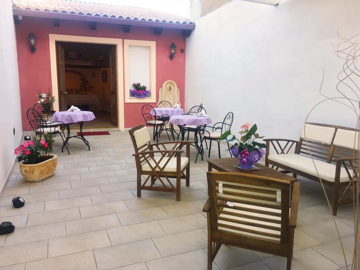 B&B Mariposa 세노리 외부 사진